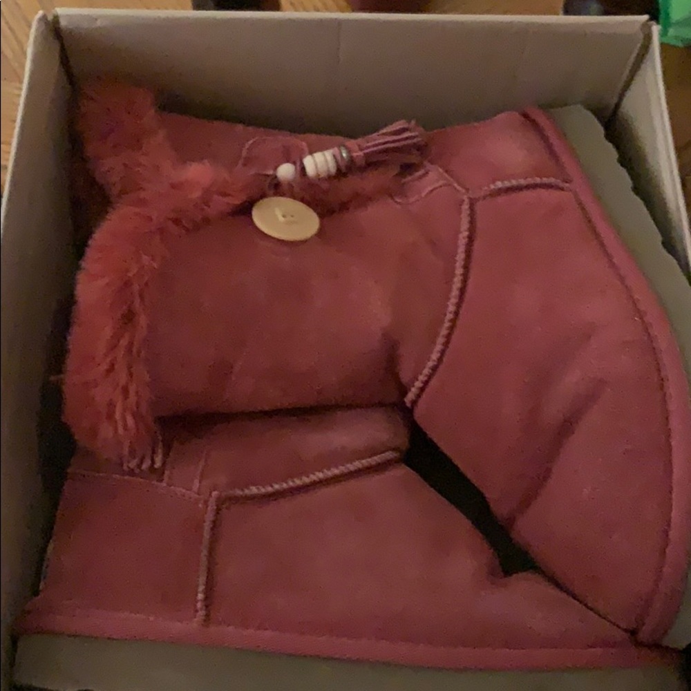 K Bailey Button Ugg boots
